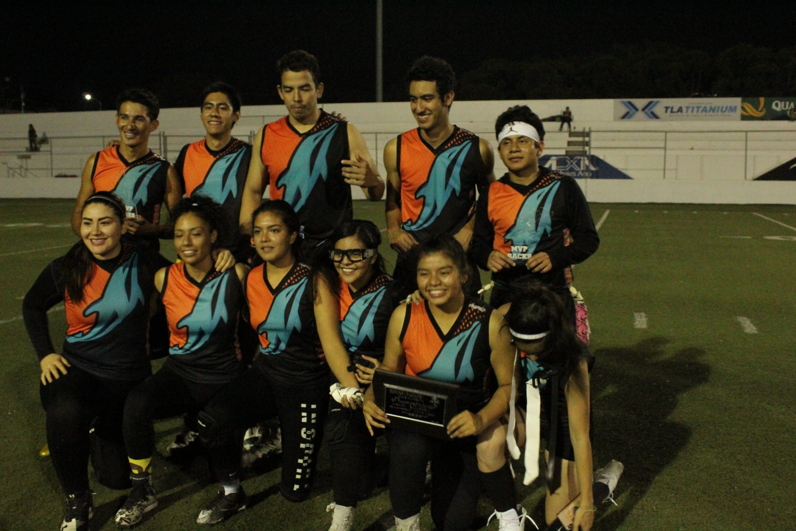 Dolphis Campeón Cat. Mixto (ACHFA)
